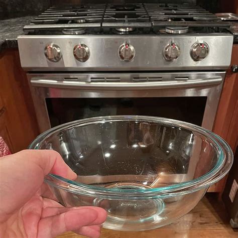 Can Pyrex Glass Go in the Oven and Why Do Cats Stare at It?